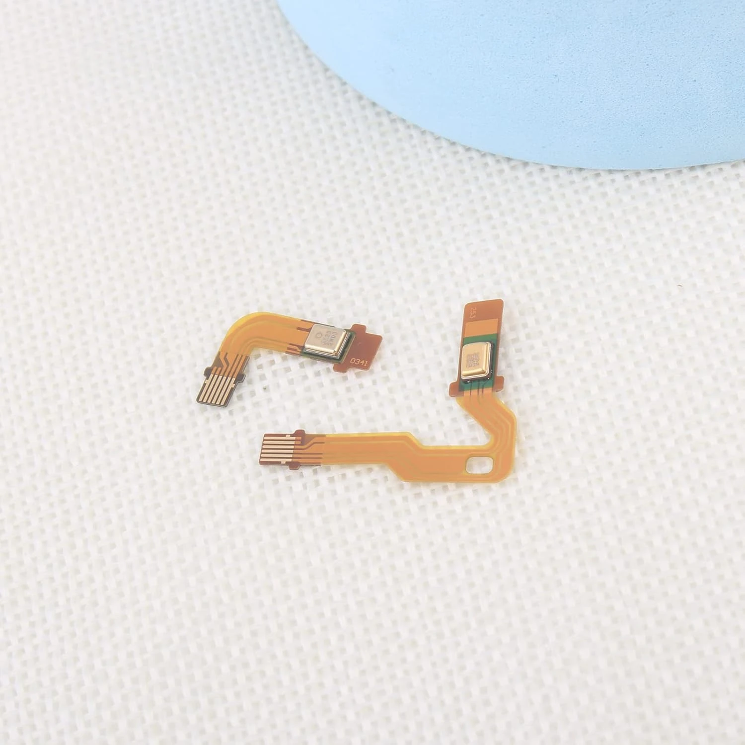 YWLRONG PS5 Microphone Flex Cable For Sony Playstation 5 PS5 BDM-010 Handle Inner Mic Ribbon Cable Controller Replacement With Tools(Lelf And Right) 9 YWLRONG PS5 Microphone Flex Cable For Sony Playstation 5 PS5 BDM-010 Handle Inner Mic Ribbon Cable Controller Replacement With Tools(Lelf And Right) - Image 9