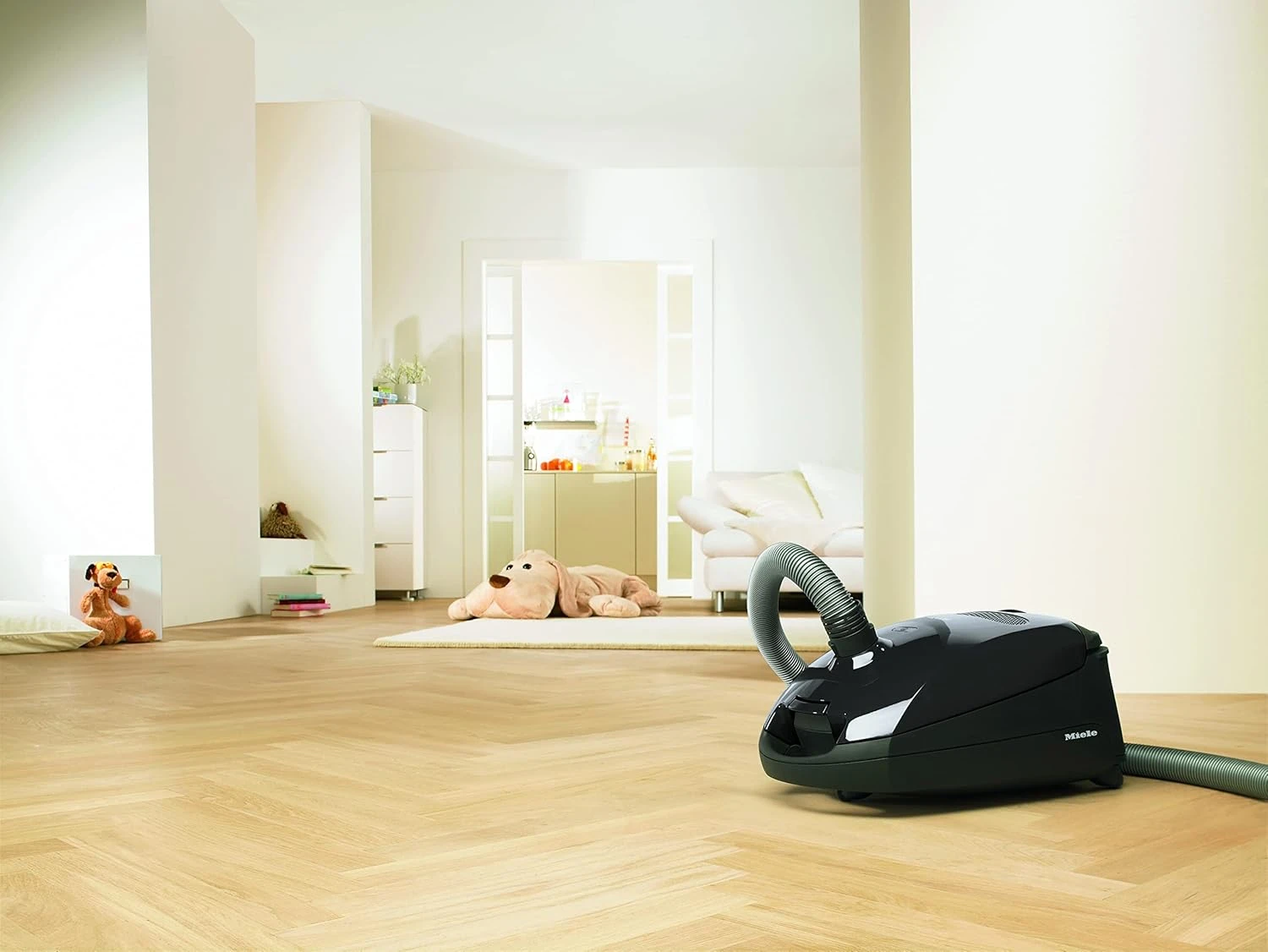 Miele Classic C1 Pure Suction Bagged Canister Vacuum, Graphite Grey - Portable, Household 7 Miele Classic C1 Pure Suction Bagged Canister Vacuum, Graphite Grey - Portable, Household - Image 7