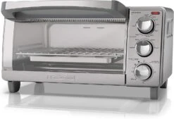 BLACK+DECKER 4-Slice Toaster Oven With Natural Convection, Bake, Broil, Toast, Keep Warm